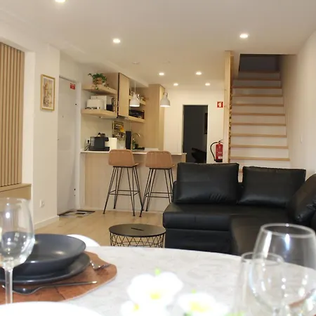 Hugo's Panoramic Duplex 아파트