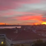 Hugo's Panoramic Duplex Апартаменти *